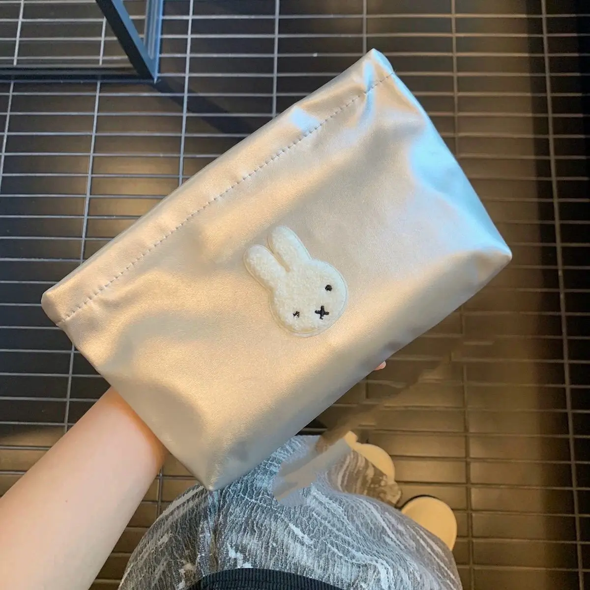 Cartoon Image Miffy Makeup Bag - Travel Accessories Toiletries 评论和价格