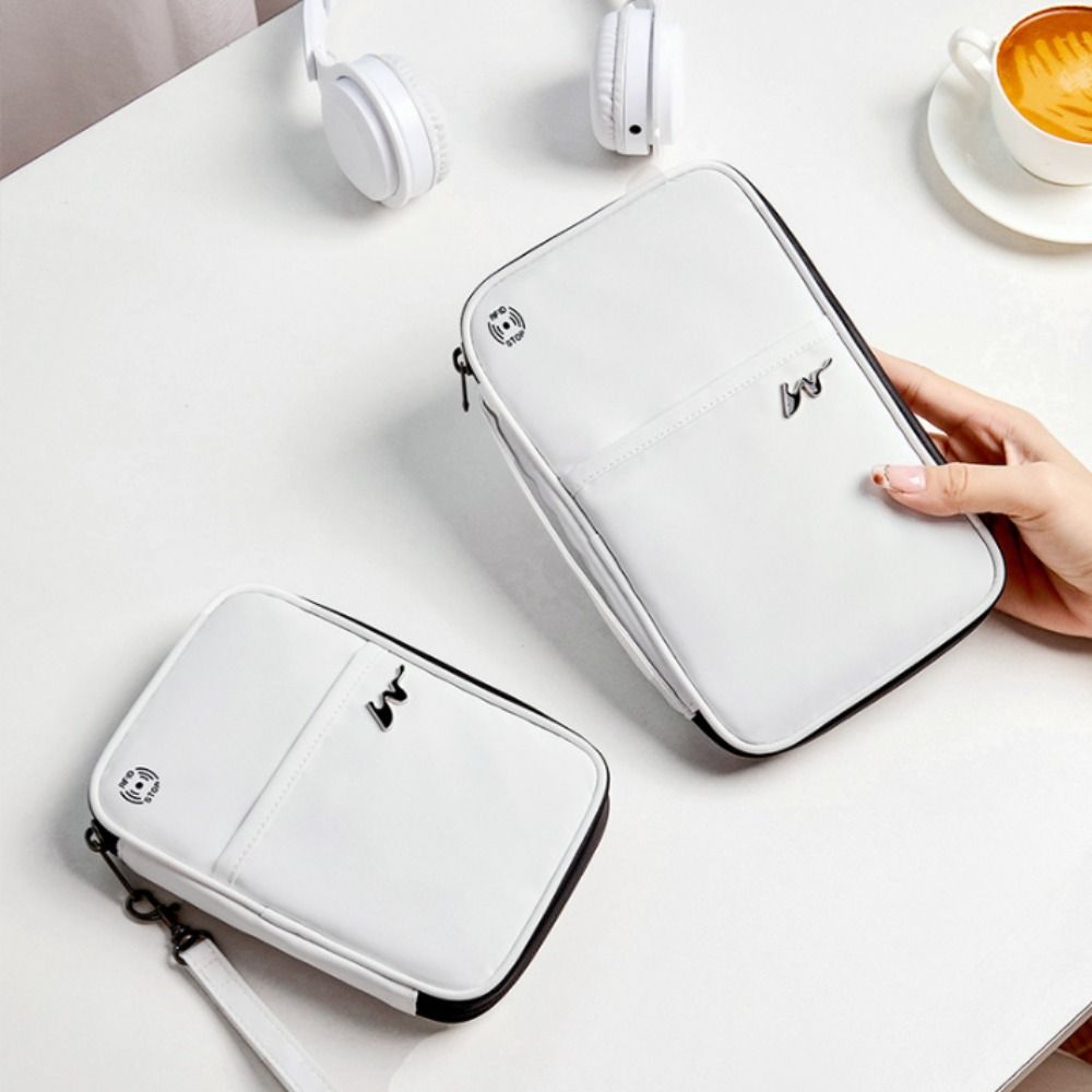 Portable Polyester Card Case L - Travel Accessories Organizer Case 评论和价格