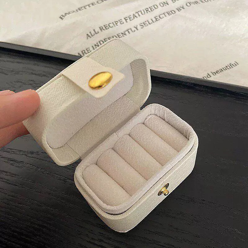 Elegant Luxury Travel Jewelry  - Travel Jewellery & Accessories Organiser 评论和价格
